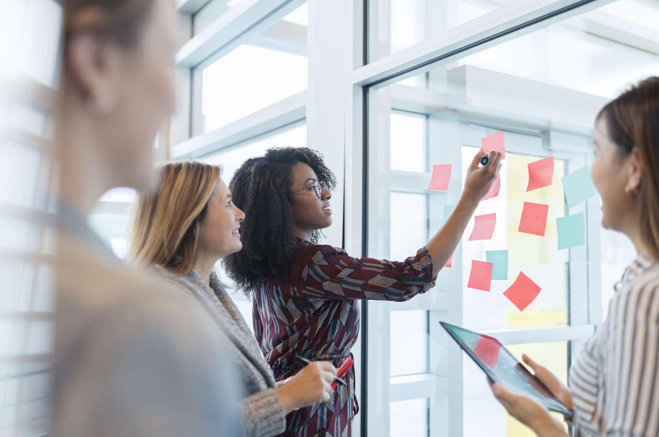 7 Subscription Model Types & Examples (2024 Guide)